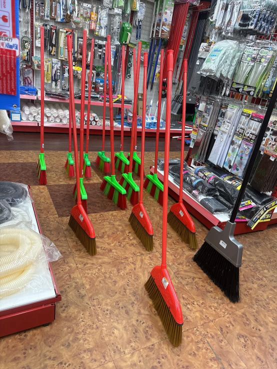 知名連鎖五金百貨收銀理貨員(新樹店）