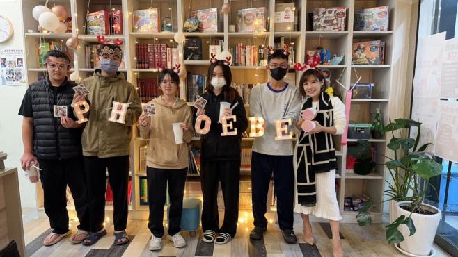 二年級課輔導師（平日12-19/ 週二13-19:30）