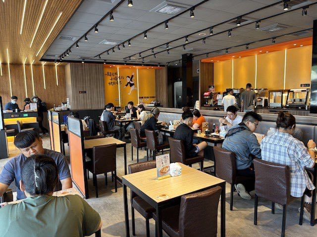 小時厚牛排-台南健康店 內場早班計時人員