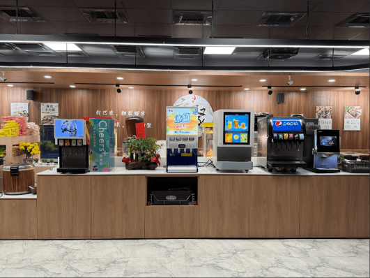 享聚火鍋(台南崇德)大夜店員