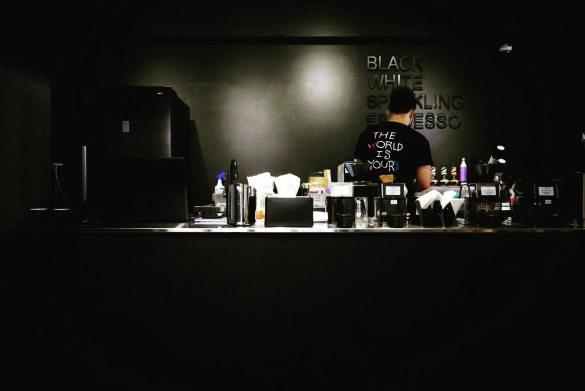 台北爾淬咖啡計時人員