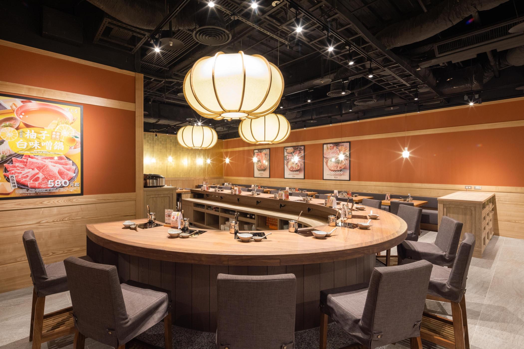 台中純假日好職缺！黑毛屋台中新光店【有經驗$230】歡迎來談薪