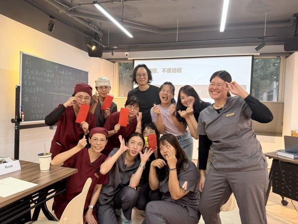 牙醫診所內勤助理（兼職）