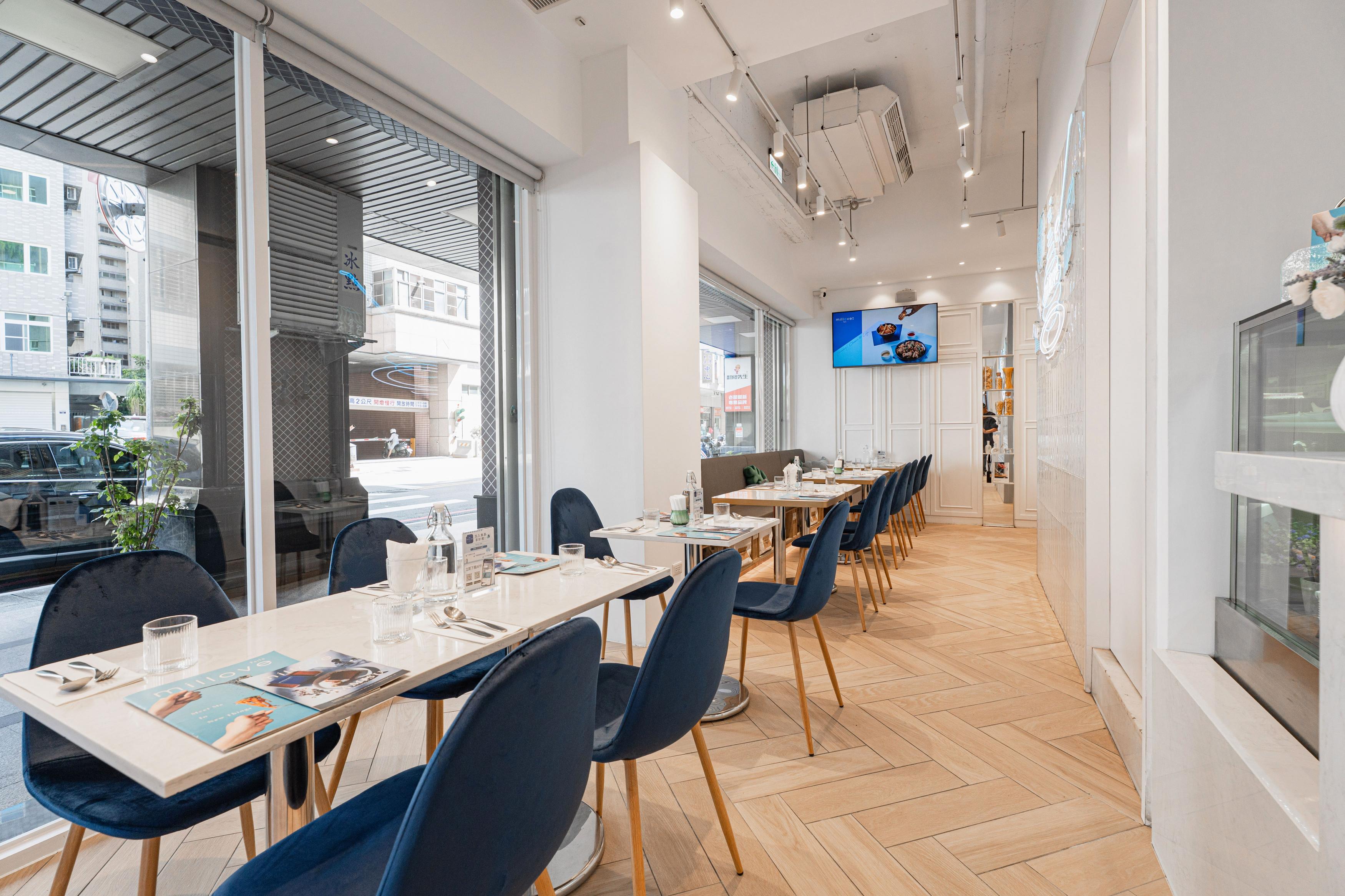 假日班、晚班外場時薪夥伴205元起 保障固定時數