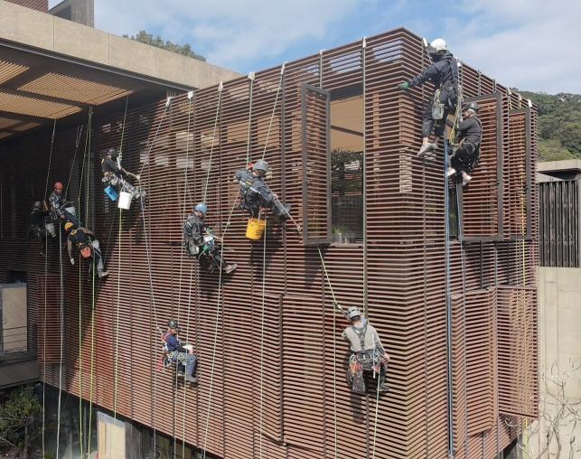 底薪四萬的業務專員（前期有超級業務師傅會帶）