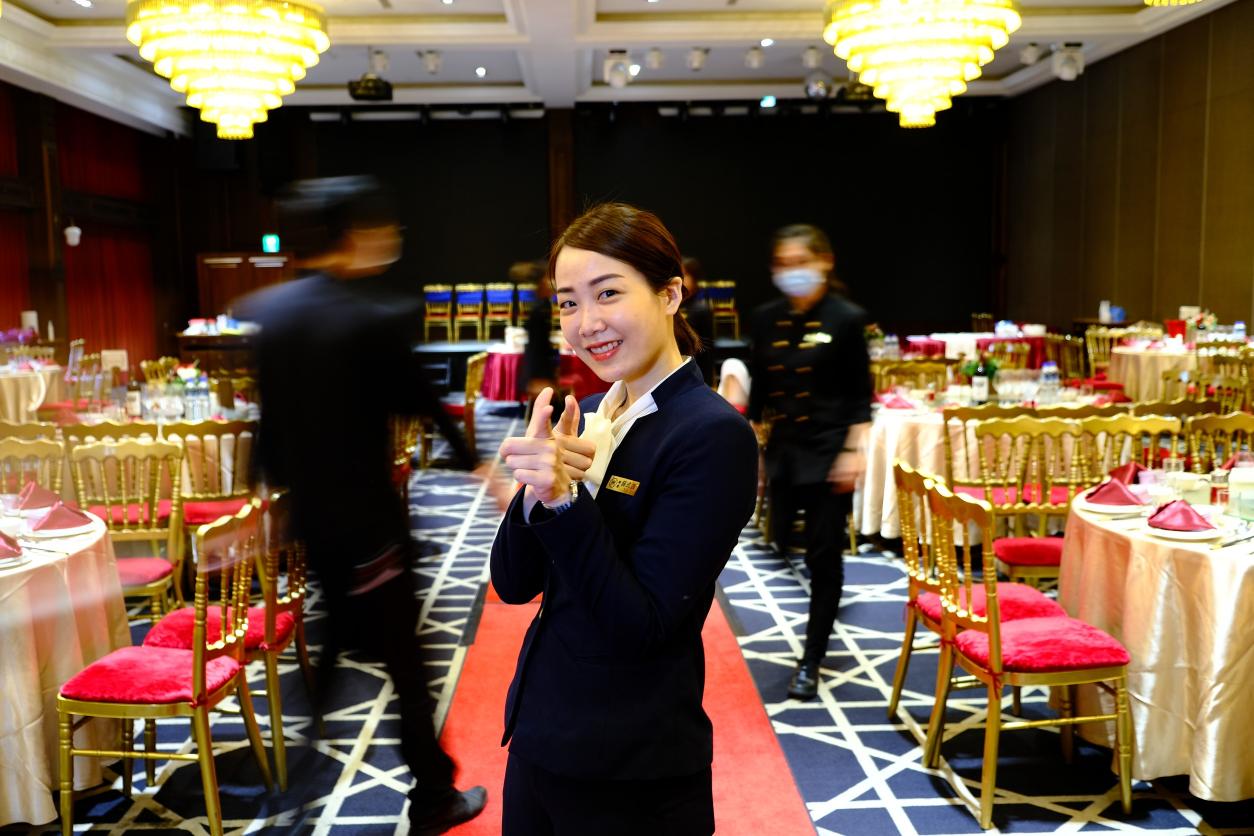 時薪$210-220 領檯帶位PT [老新台菜-十全店]