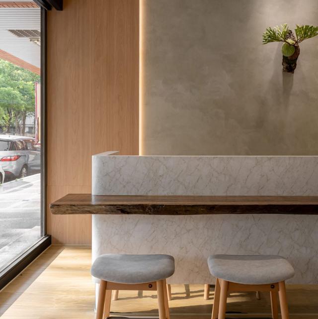 思塾 一對多 國小~國中授課老師 國英數社自皆可