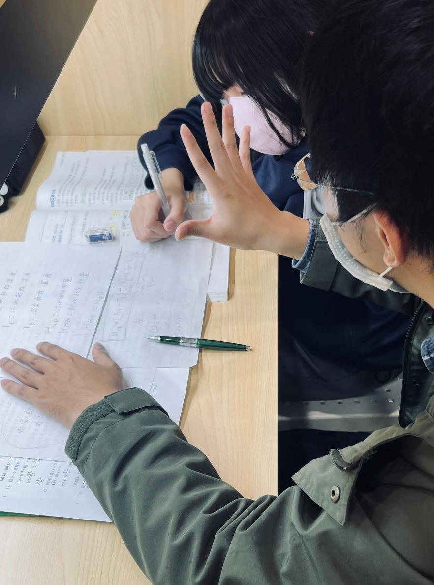 思塾 一對多 高中授課老師 國英數社自皆可