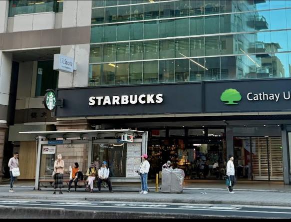 🌟星巴克南京西門市徵早晚班工讀生❤️👏不用爬樓梯下班可直接逛街喔～