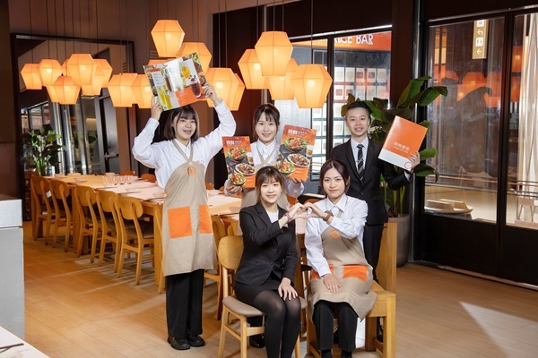 時時香美麗華店外場兼職同仁