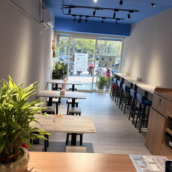 早午餐店工讀生