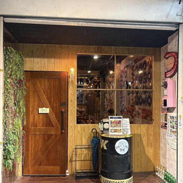 西門町小餐館外場兼職工讀