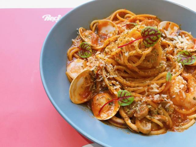 內場 晚班工讀夥伴（假日可彈性排班、二度就業可）