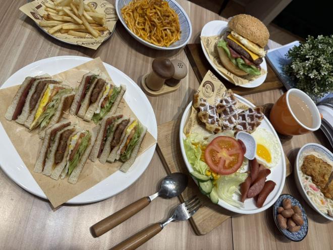 早午餐服務人員