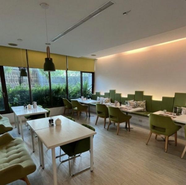 梨子豐原店-外場中班人員