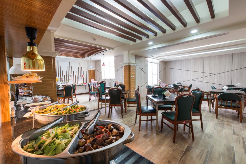 汽車旅館-房務主任「做三休一$36000起」