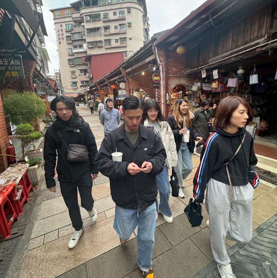 🔥《嚮易國際｜龍囍茶檔 營運PT》🔥 （亞東店／信義店｜內外場整合｜無經驗可）