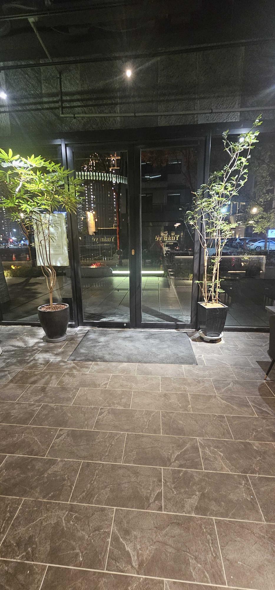 晚班工讀生，假日工讀生