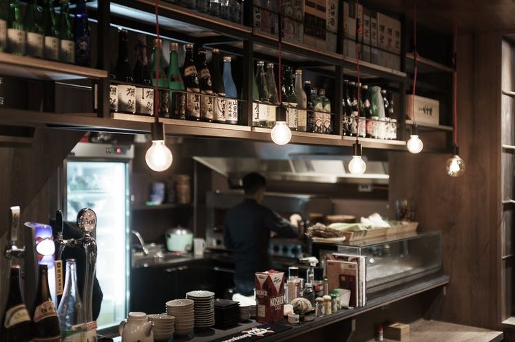 居酒屋工作夥伴