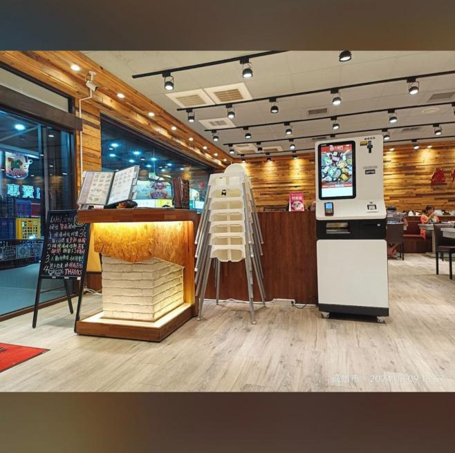 六扇門小港店-早班