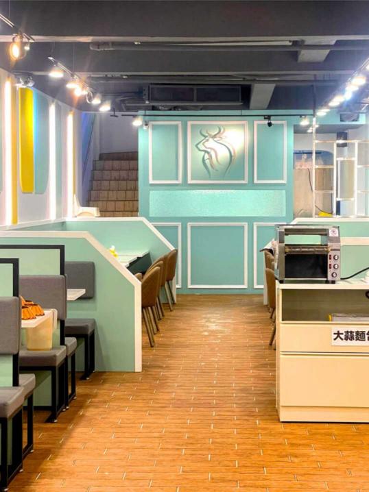 爭厚厚切牛排 徵人
時薪$196～220
｜自助吧吃到飽+鐵板麵吃的飽