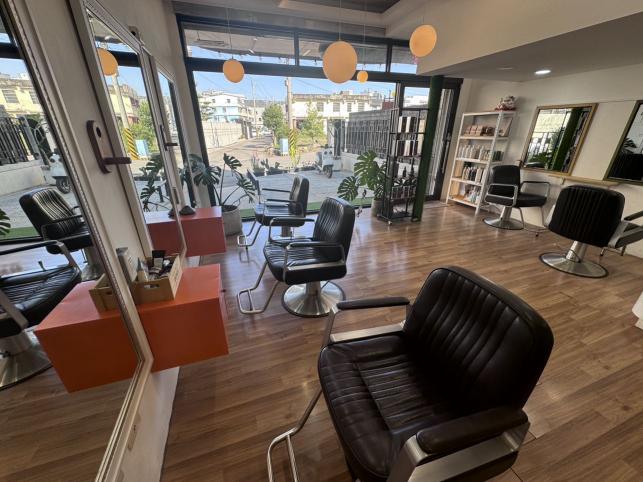 美髮助手（無經驗可，歡迎二度就業者）