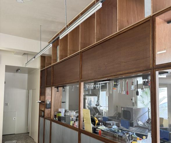 兼職人員-陳明旺脆烤豬飯