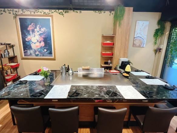 餐廳小幫手 高薪 領現（新店區）