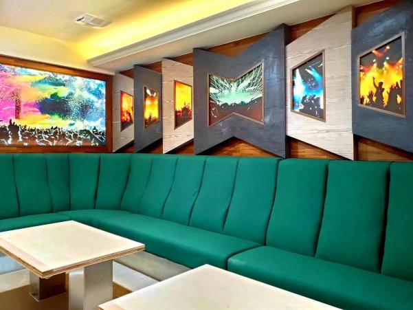 中夜班櫃檯、外場