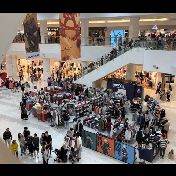 SKM Park Outlets 高雄草衙特賣會 / 銷售人員