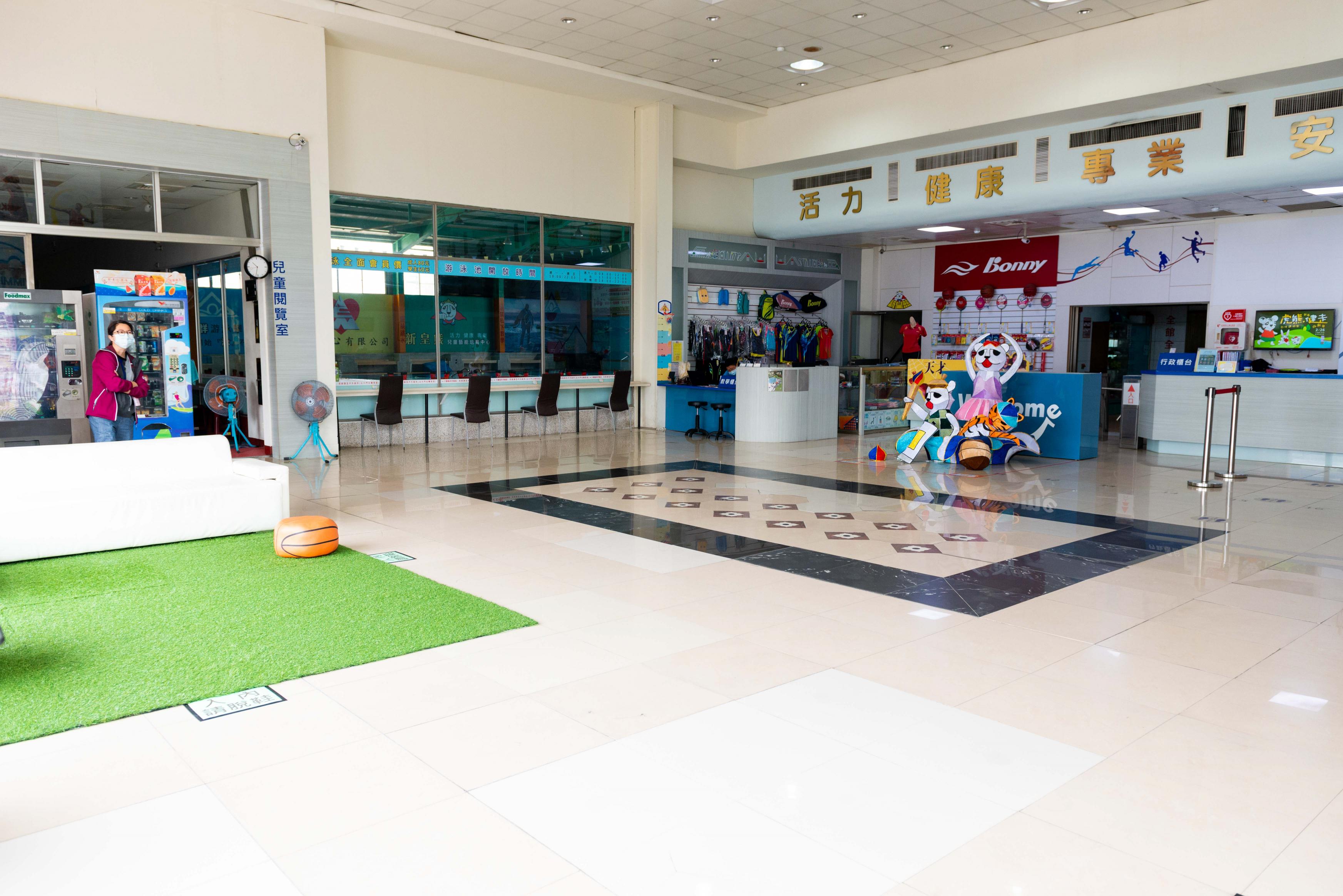 暑期夏令營｜羽球教學老師