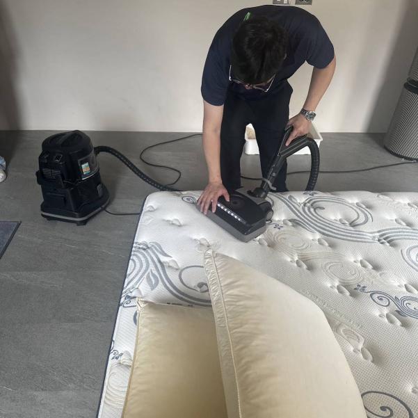 冷氣｜洗衣機｜床墊｜沙發清潔保養技師