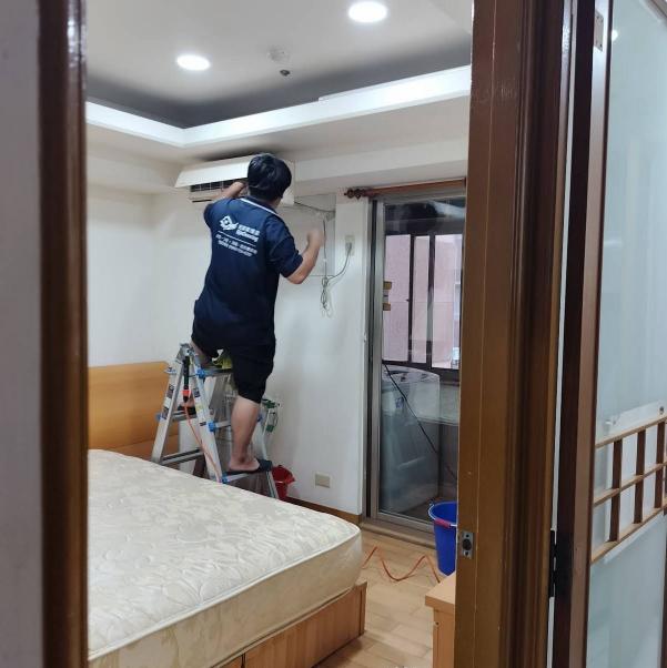 冷氣｜洗衣機｜床墊｜沙發清潔保養技師