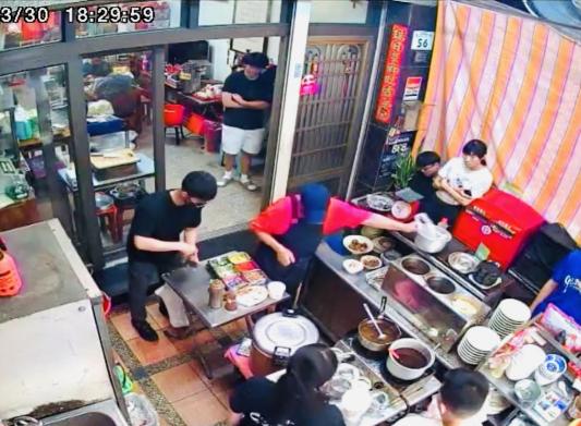 大牌檔古早味誠徵午晚班工作人員