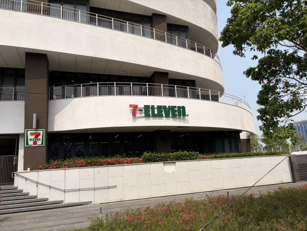 7-11中醫大門市 早班