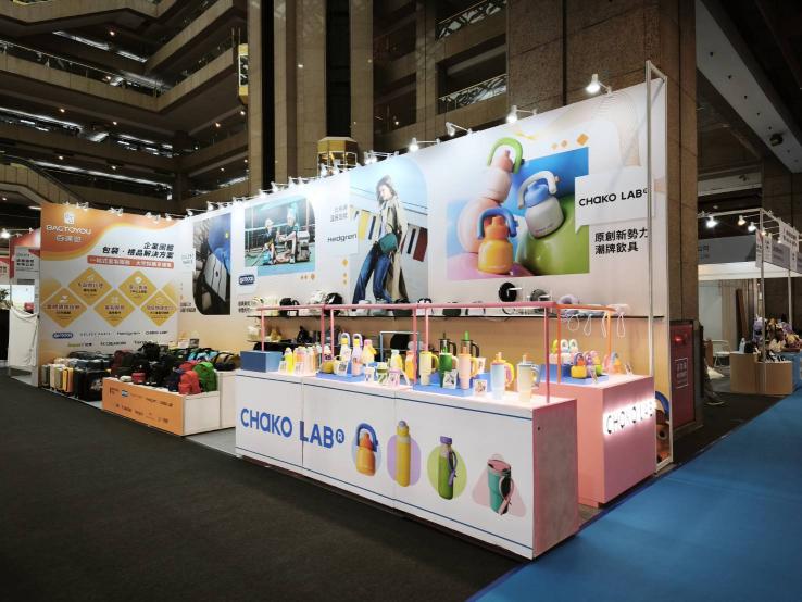 世貿一館撤場搬運工讀生