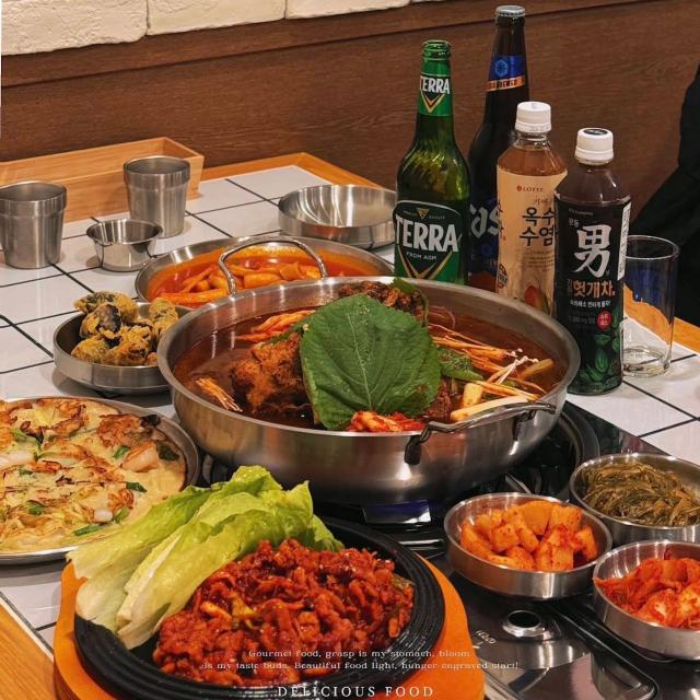 K-POT house 馬鈴薯排骨湯（韓式料理/櫃檯/外場/彈性排班）