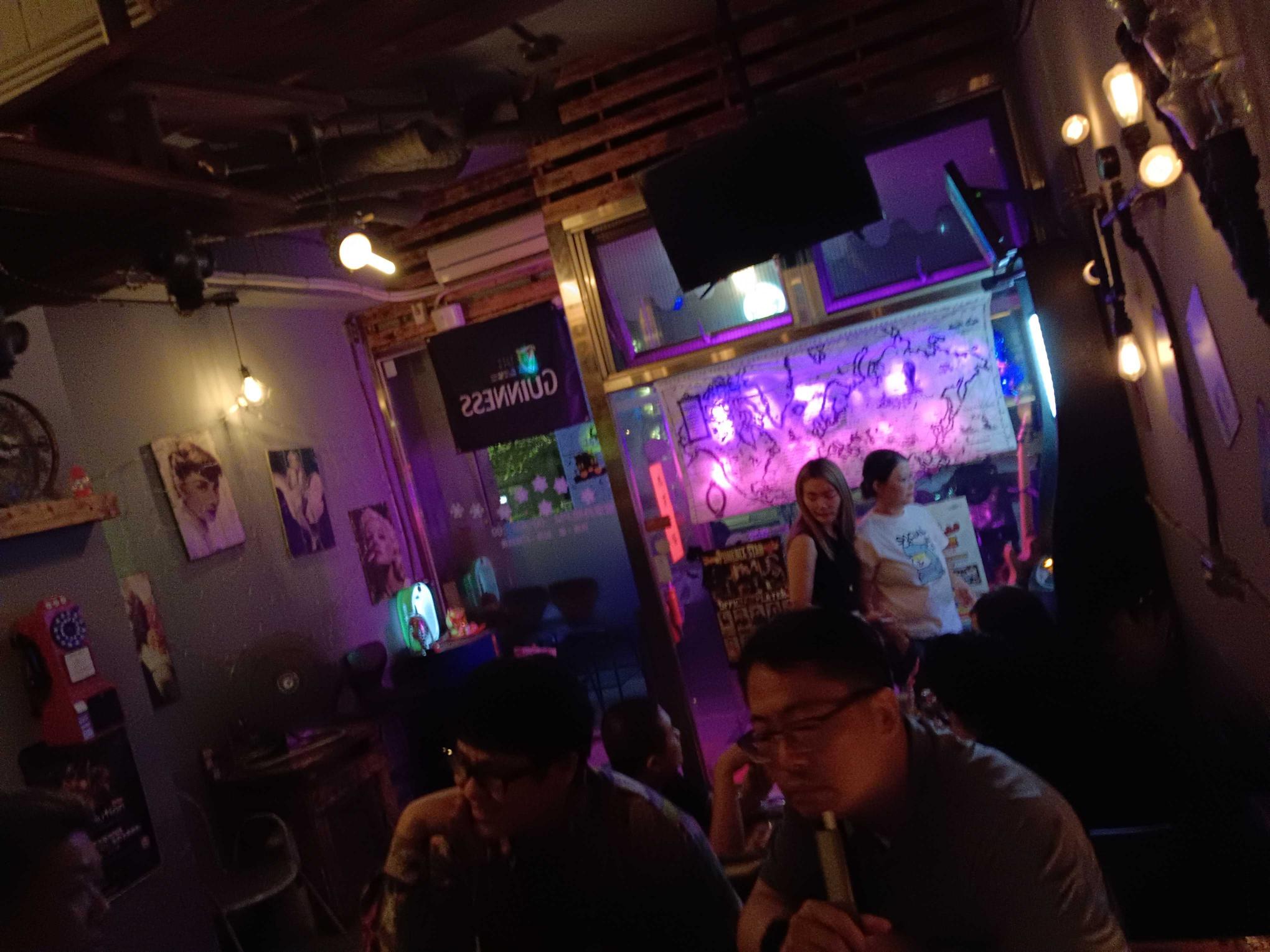 飛鏢，輕食，飲料，音樂BAR