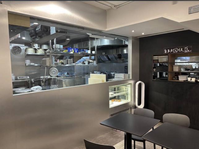 內湖區強檔溫馨街邊雞肉餐盒店👍🐔招募爐台手、備料手、洗碗工等職缺